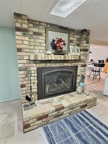 425 GLENDALE AVENUE, Oshkosh, WI 54901