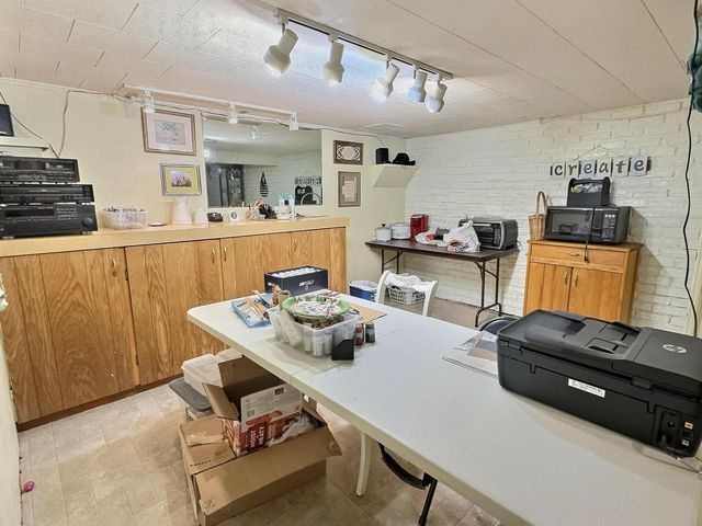 425 GLENDALE AVENUE, Oshkosh, WI 54901