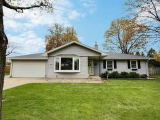 425 GLENDALE AVENUE, Oshkosh, WI 54901