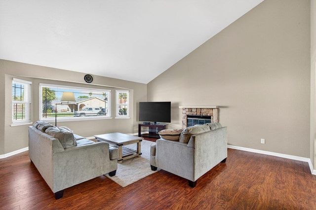 711 Clearview Drive, Hollister, CA 95023