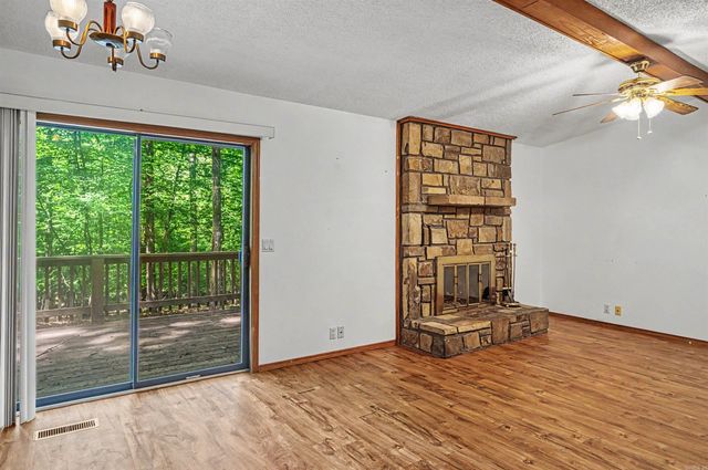 70 Sabiote Way, Hot Springs Village, AR 71909