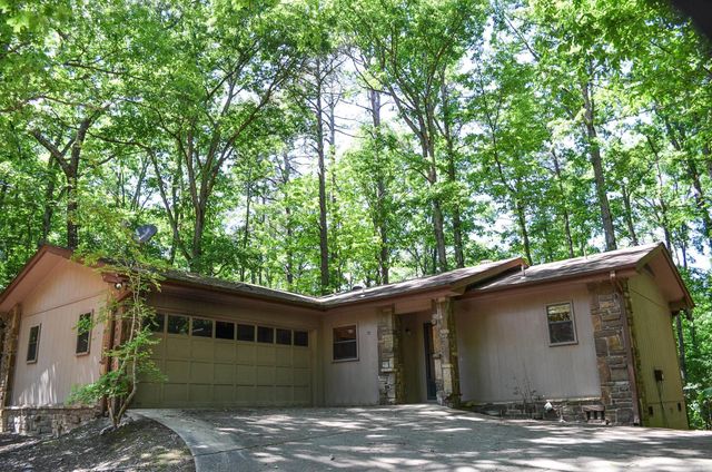 70 Sabiote Way, Hot Springs Village, AR 71909