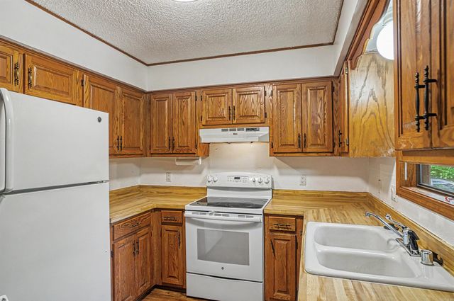 70 Sabiote Way, Hot Springs Village, AR 71909