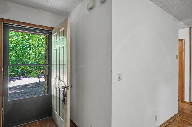 70 Sabiote Way, Hot Springs Village, AR 71909