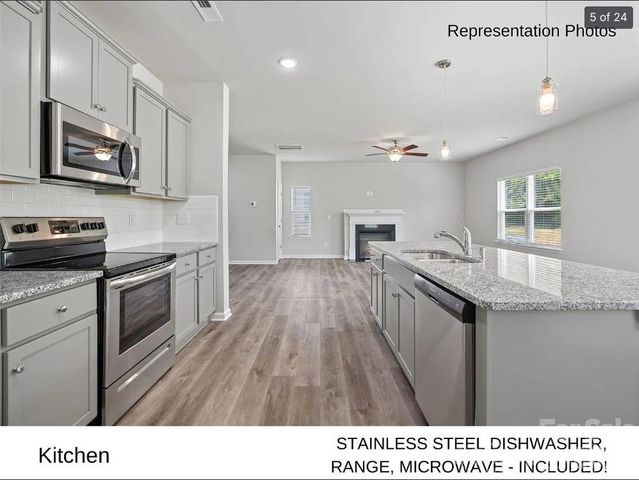 4213 Stoneygreen Lane, Charlotte, NC 28215