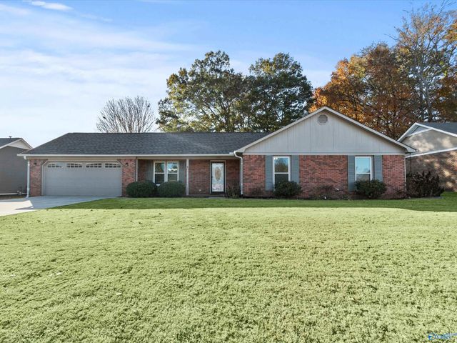 2705 Carrington Drive SW, Decatur, AL 35603
