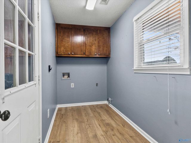 2705 Carrington Drive SW, Decatur, AL 35603