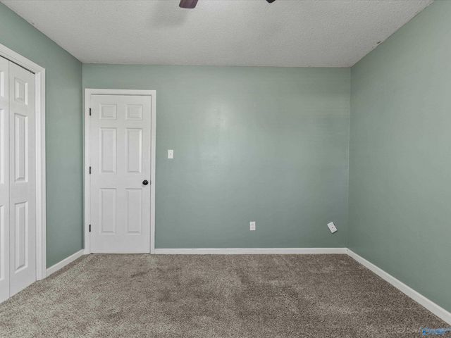 2705 Carrington Drive SW, Decatur, AL 35603