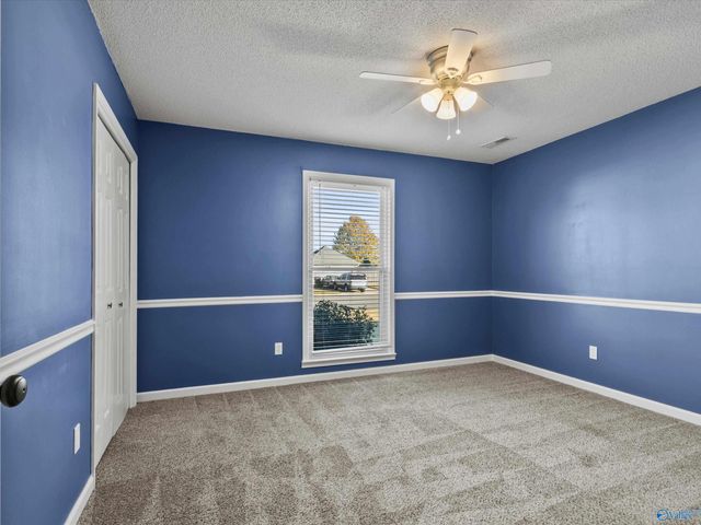 2705 Carrington Drive SW, Decatur, AL 35603