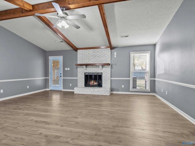 2705 Carrington Drive SW, Decatur, AL 35603