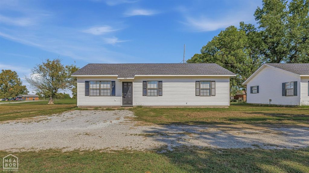 432 S Deborah Street S, Bono, AR 72416