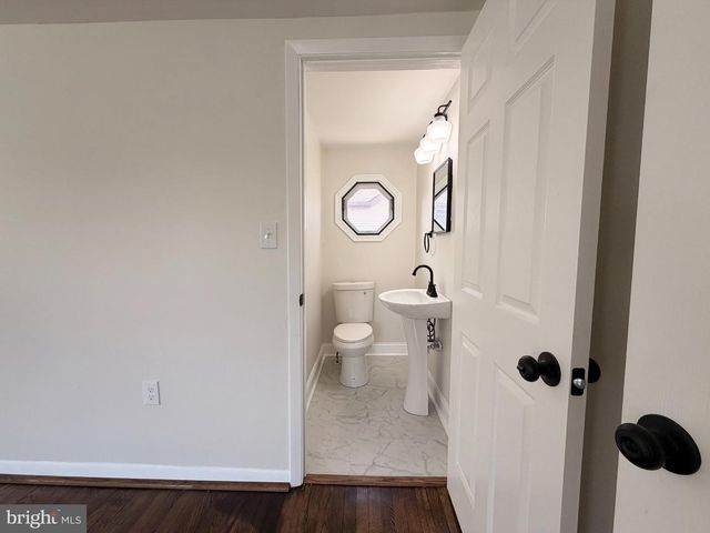 3900 LINCOLN ST, Chambersburg, PA 17202