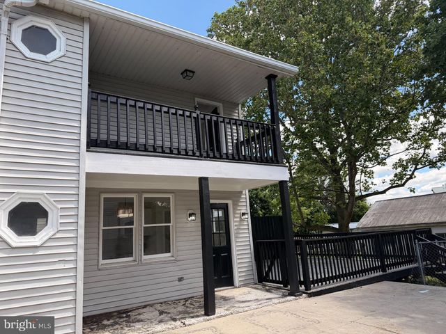 3900 LINCOLN ST, Chambersburg, PA 17202