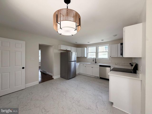 3900 LINCOLN ST, Chambersburg, PA 17202