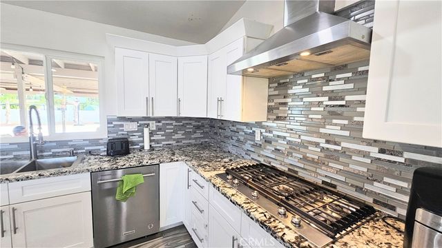 14230 Avenida Munoz, Riverside, CA 92508