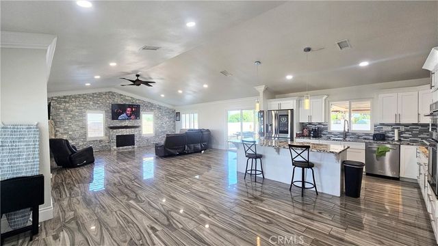 14230 Avenida Munoz, Riverside, CA 92508