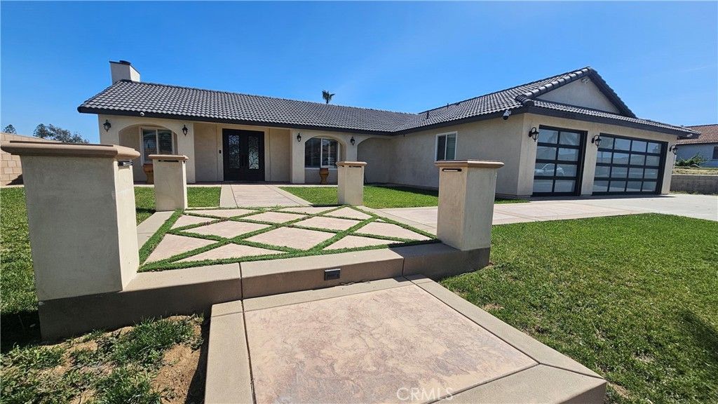 14230 Avenida Munoz, Riverside, CA 92508