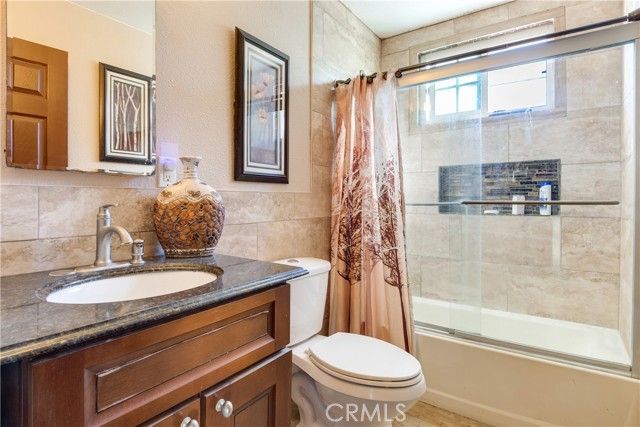 8738 San Vicente, Riverside, CA 92503