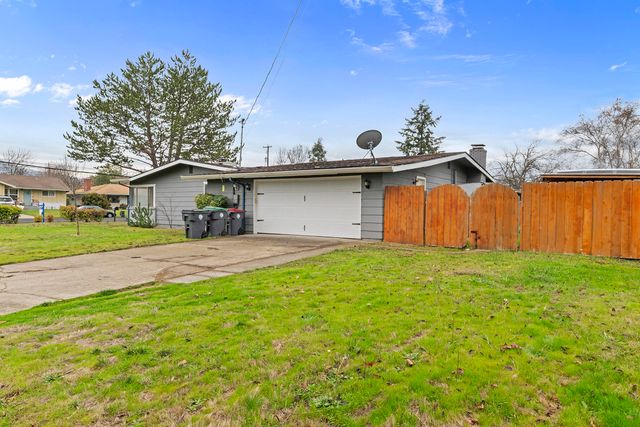 856 Murphy Road, Medford, OR 97504