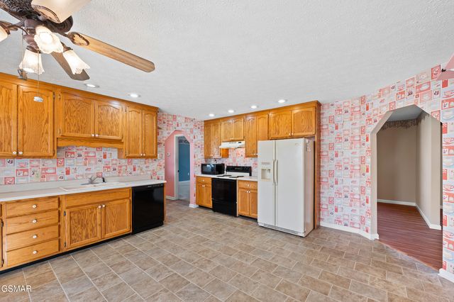 2929 Oak Top Court, Kodak, TN 37764