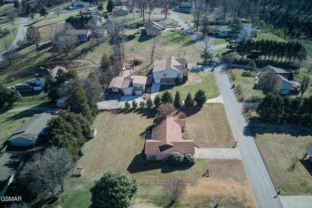 2929 Oak Top Court, Kodak, TN 37764