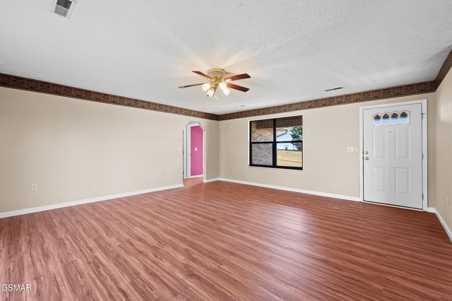 2929 Oak Top Court, Kodak, TN 37764