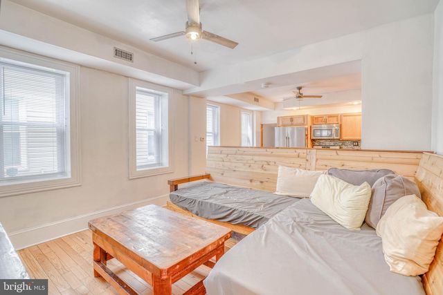 4490 LIVINGSTON ST, Philadelphia, PA 19137