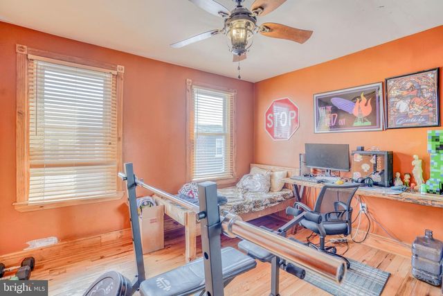 4490 LIVINGSTON ST, Philadelphia, PA 19137