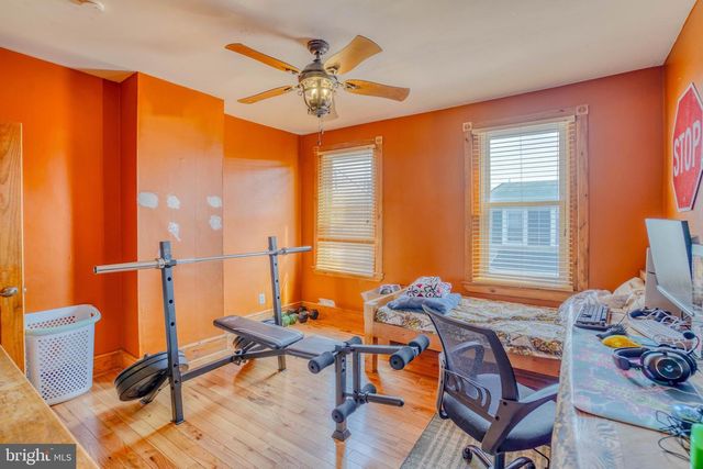 4490 LIVINGSTON ST, Philadelphia, PA 19137