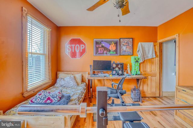 4490 LIVINGSTON ST, Philadelphia, PA 19137