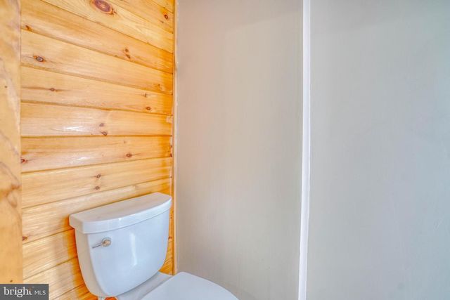 4490 LIVINGSTON ST, Philadelphia, PA 19137