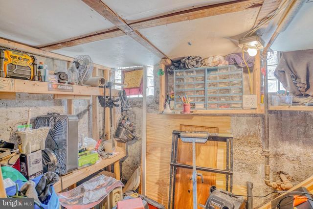 4490 LIVINGSTON ST, Philadelphia, PA 19137