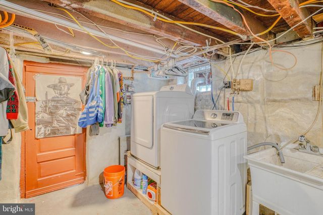 4490 LIVINGSTON ST, Philadelphia, PA 19137