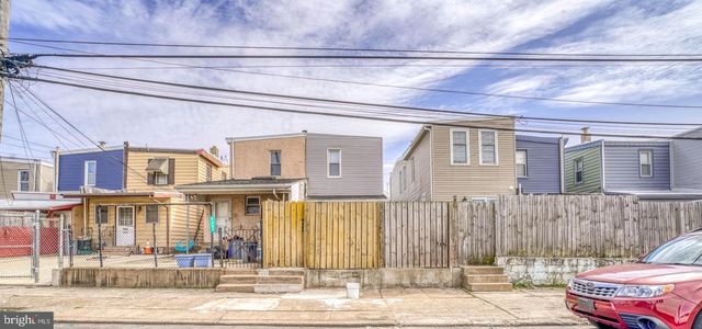 4490 LIVINGSTON ST, Philadelphia, PA 19137
