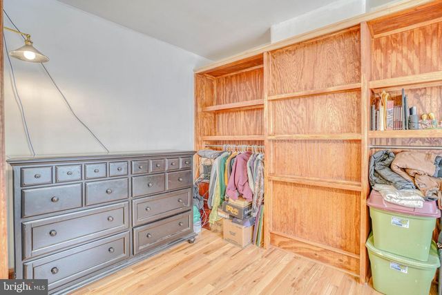 4490 LIVINGSTON ST, Philadelphia, PA 19137