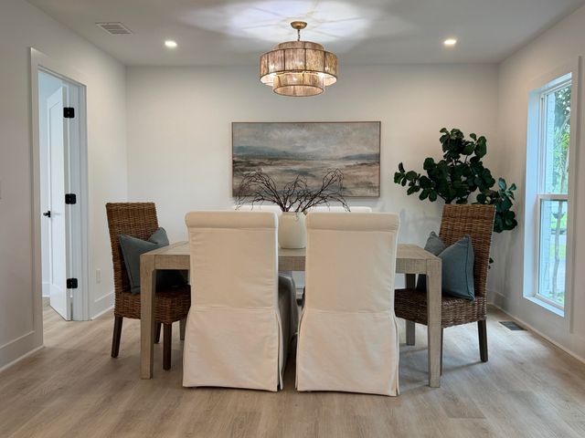 10 Lavington Road, Charleston, SC 29407