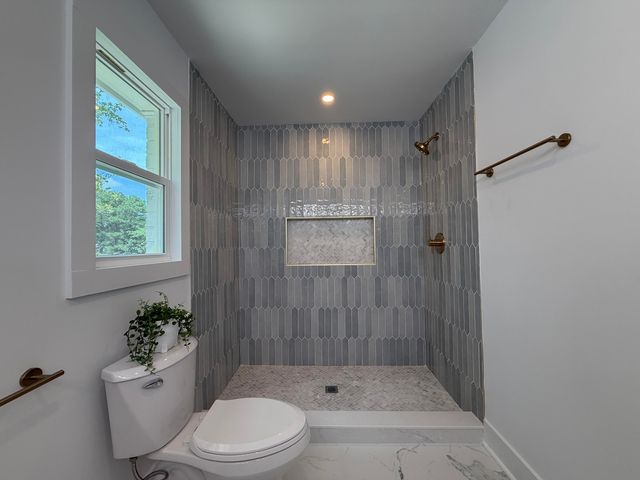 10 Lavington Road, Charleston, SC 29407