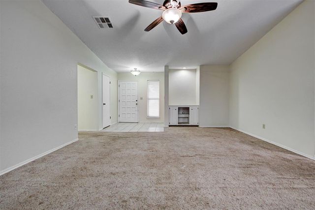 2717 Creekview Terrace, Norman, OK 73071