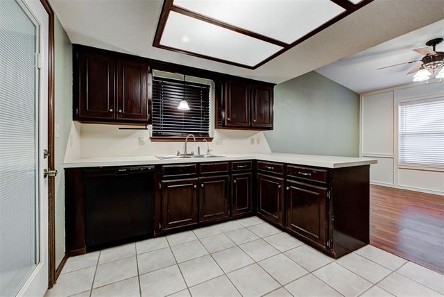 2717 Creekview Terrace, Norman, OK 73071