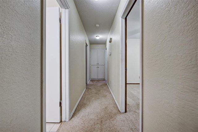 2717 Creekview Terrace, Norman, OK 73071