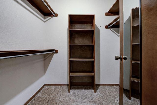 2717 Creekview Terrace, Norman, OK 73071