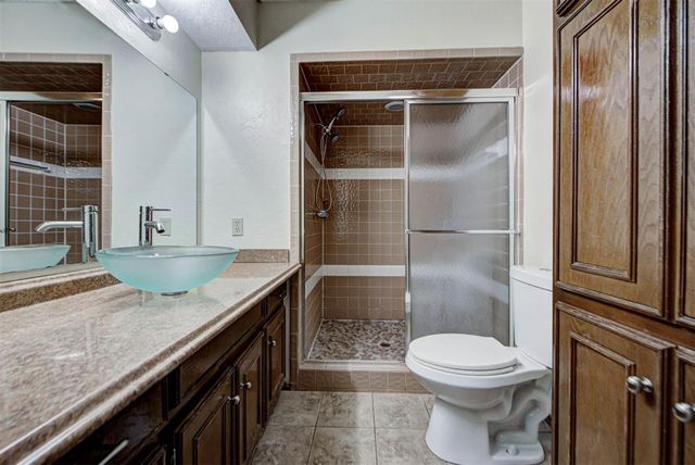 2717 Creekview Terrace, Norman, OK 73071