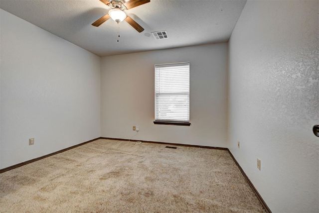 2717 Creekview Terrace, Norman, OK 73071