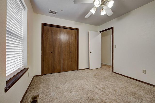 2717 Creekview Terrace, Norman, OK 73071