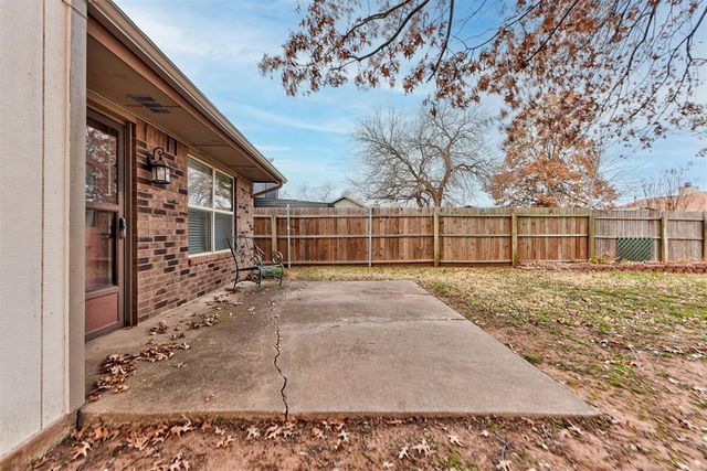 2717 Creekview Terrace, Norman, OK 73071
