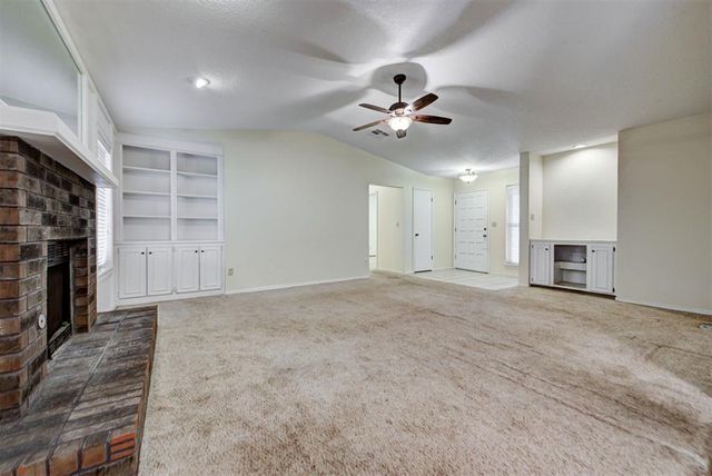 2717 Creekview Terrace, Norman, OK 73071