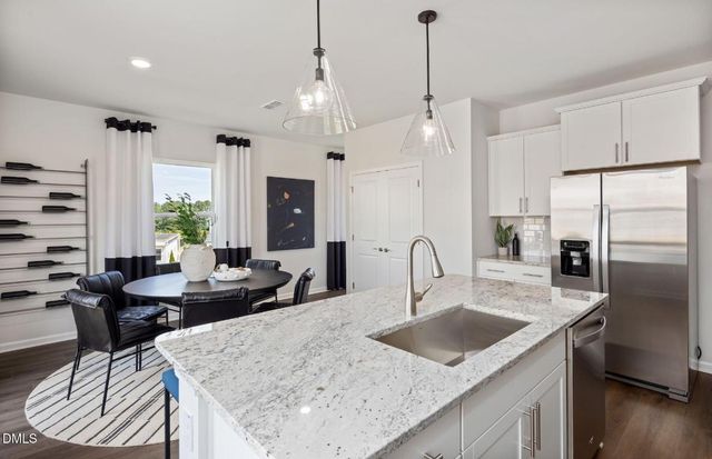 2835 Farmhouse Drive, Apex, NC 27502