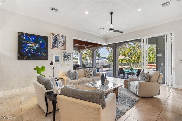 15090 Intracoastal CT, Fort Myers, FL 33908