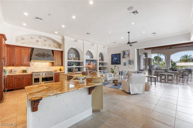 15090 Intracoastal CT, Fort Myers, FL 33908