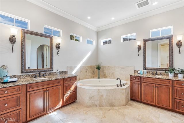 15090 Intracoastal CT, Fort Myers, FL 33908